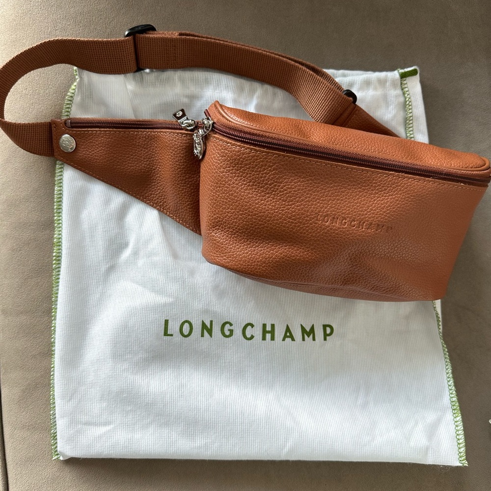 NWOT Longchamp le foulonne belt bag
